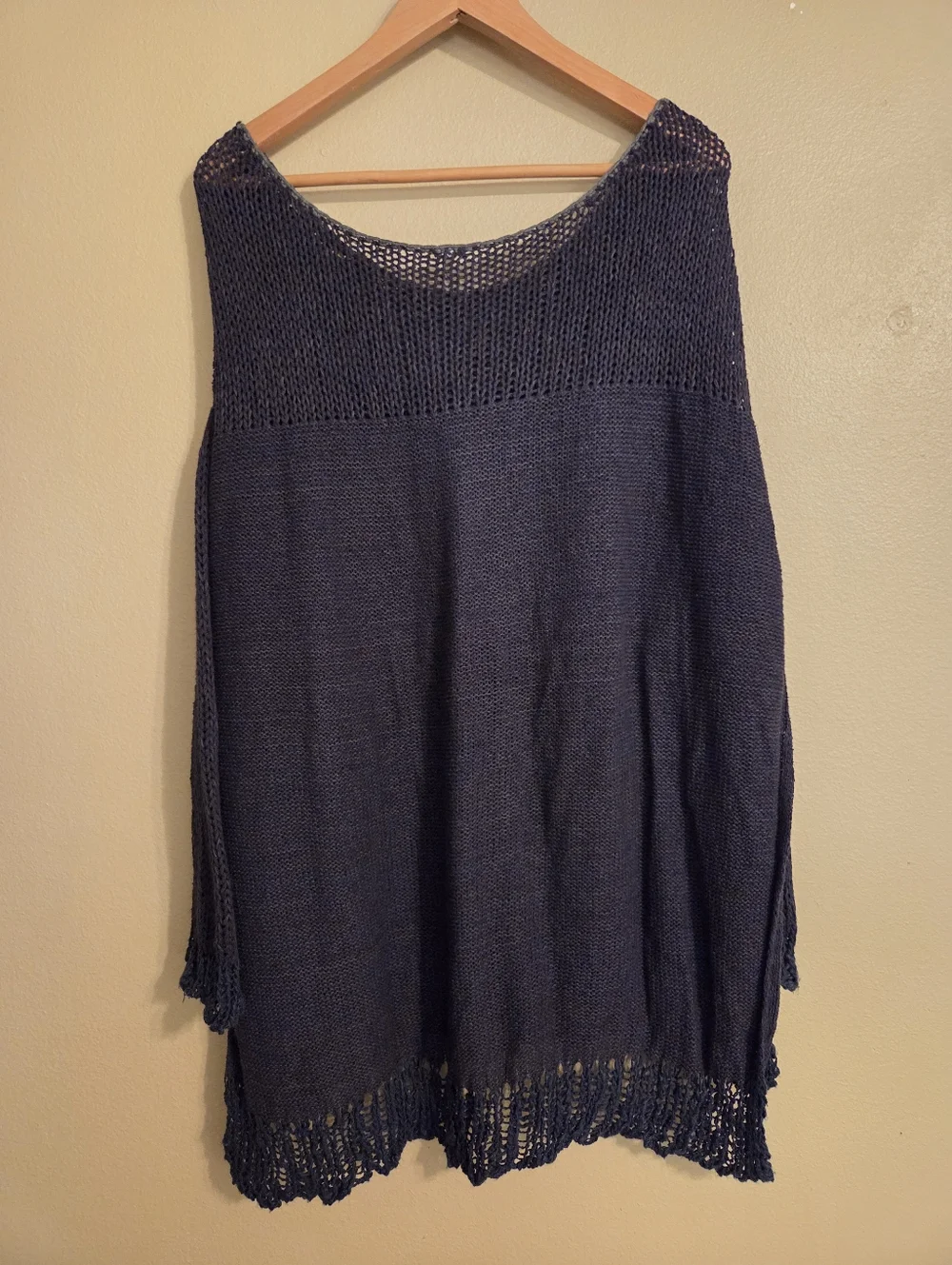 FREE PEOPLE Navy Blue Loose Open Knit Fringe Hem Oversized Boho Sweater Womens M